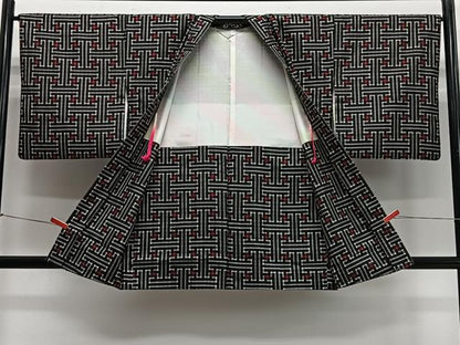平和屋着物∞本場大島紬　龍郷絣　秋名バラ　羽織　幾何学文　正絹　逸品　CABE4874ua