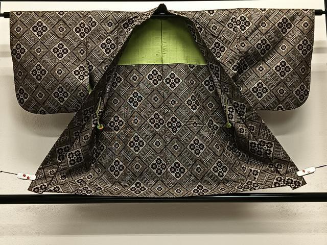 平和屋着物∞本場大島紬　龍郷絣　羽織　花菱文　正絹　逸品　CABE4880ua 平和屋着物∞本場大島紬 龍郷絣 羽織 花菱文 正絹 逸品 CABE4880uaの