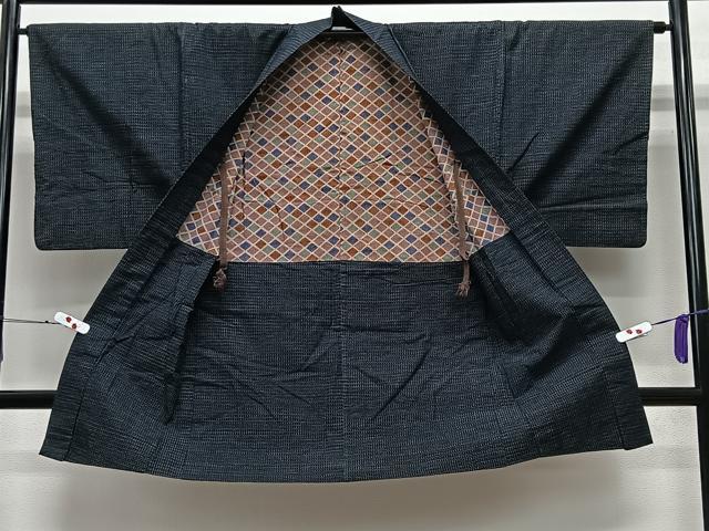 平和屋着物∞男性　長羽織　紬地　横段文　正絹　逸品　CABE4896ua