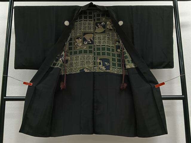 平和屋着物∞男性　長羽織　黒紋付　羽裏：幾何学文　羽織紐付き　正絹　逸品　CABE4945ua