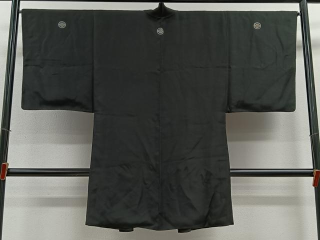 平和屋着物＃男性　長羽織　黒紋付　羽裏：人物文　正絹　逸品　CABE4959ua