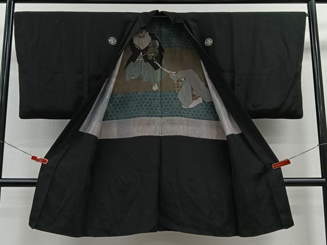 平和屋着物＃男性　長羽織　黒紋付　羽裏：人物文　正絹　逸品　CABE4959ua