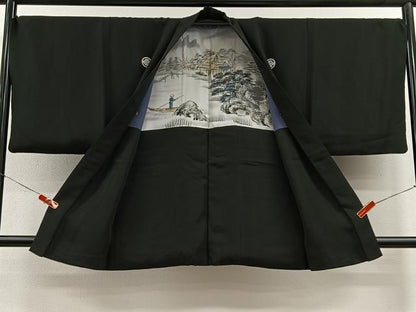 平和屋着物∞男性　羽織　黒紋付　羽裏：人物風景文　正絹　逸品　CABE4966ua