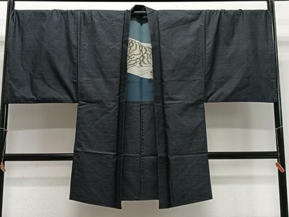 平和屋着物∞男性　長羽織　キングサイズ　本場大島紬　亀甲文様　正絹　逸品　CABE4993ua