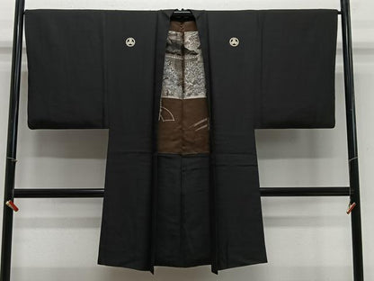 平和屋着物∞男性　長羽織　黒紋付　羽裏：風景文　正絹　逸品　CABE4997ua