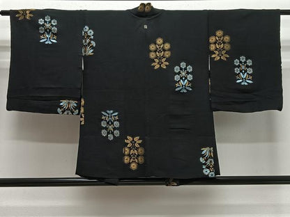 平和屋着物＃羽織　単衣　寿光織　草花文　黒地　金糸　正絹　逸品　CABE5019ua