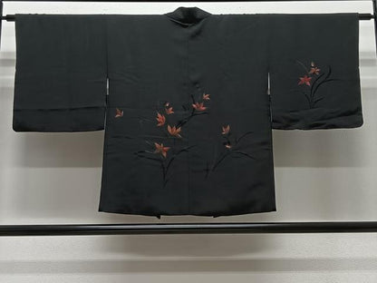 平和屋着物＃羽織　総刺繍　草花文　黒地　正絹　逸品　CABE5036ua