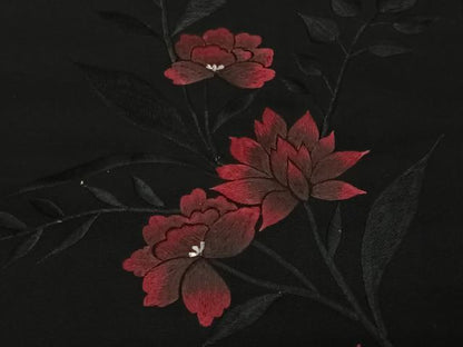 平和屋着物＃羽織　総刺繍　草花文　黒地　正絹　逸品　未使用　CABE5041ua