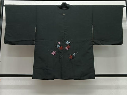 平和屋着物＃羽織　総刺繍　草花文　黒地　正絹　逸品　CABE5045ua