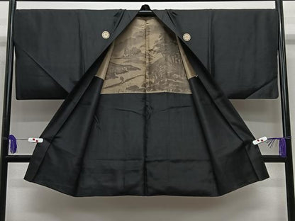 平和屋着物∞男性　長羽織　黒紋付　羽裏：人物風景文　正絹　逸品　CABE5109ua