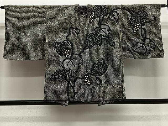 平和屋着物＃羽織　総絞り　葡萄蔦の葉文　黒地　正絹　逸品　CABE5143ua
