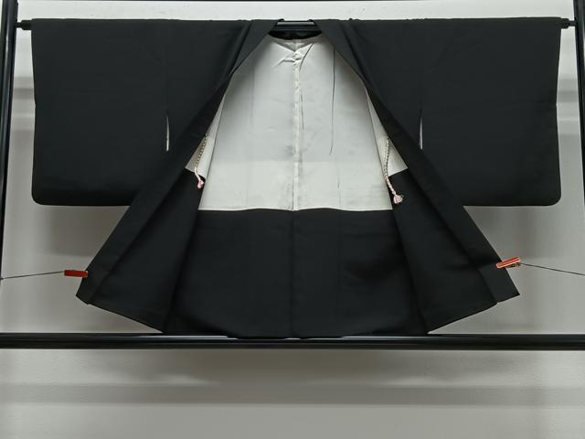 平和屋着物＃羽織　総刺繍　鼓文　黒地　正絹　逸品　CABE5147ua