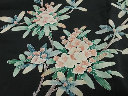 平和屋着物＃羽織　枝花文　黒地　正絹　逸品　CABE5162ua