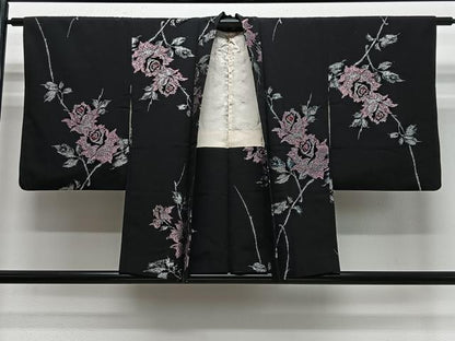 平和屋着物＃羽織　寿光織　バラ　黒地　銀糸　正絹　逸品　CABE5164ua
