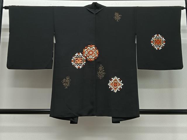 平和屋着物＃羽織　総刺繍　正倉院花文　黒地　正絹　逸品　CABE5168ua