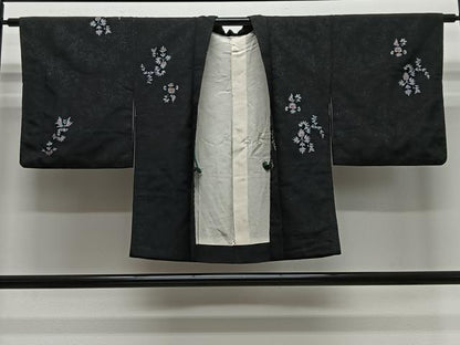 平和屋着物＃羽織　寿光織　更紗草花文　黒地　銀糸　正絹　逸品　CABE5176ua