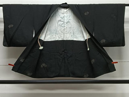 平和屋着物＃羽織　寿光織　地紙文　黒地　銀糸　正絹　逸品　CABE5177ua