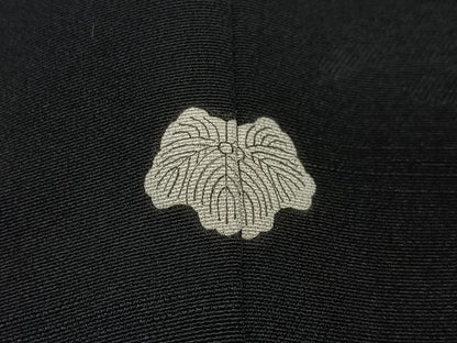 平和屋着物＃羽織　寿光織　樹林文　黒地　金糸　正絹　逸品　CABE5180ua