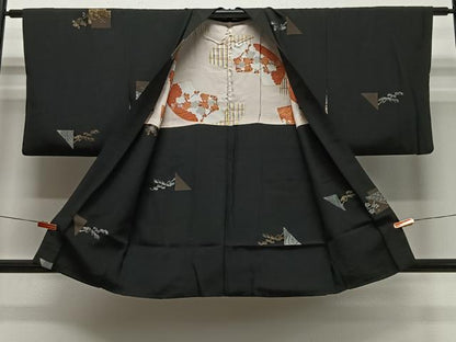 平和屋着物＃羽織　寿光織　色紙花文　黒地　銀糸　正絹　逸品　CABE5182ua