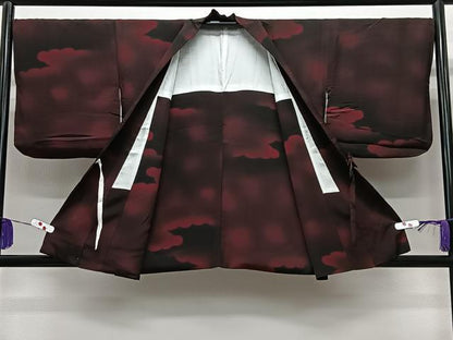 平和屋着物＃道中着　雲取り文　黒地　正絹　逸品　CABE5196ua