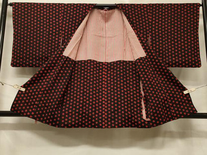 平和屋着物＃道行コート　絞り　鹿の子文様　黒地　正絹　逸品　CABE5335in