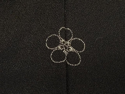 平和屋着物＃羽織　総刺繍　乱菊　黒地　金糸　正絹　逸品　CABE5348in