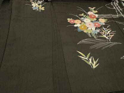 平和屋着物＃羽織　雲取り草花文　黒地　金彩　正絹　逸品　CABE5426in