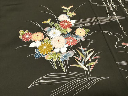 平和屋着物＃羽織　雲取り草花文　黒地　金彩　正絹　逸品　CABE5426in