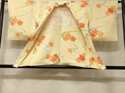 平和屋着物＃羽織　地紋起こし　流水花文　正絹　逸品　未使用　CABE5462in