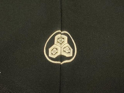 平和屋着物＃羽織　寿光織　霞文　黒地　金銀糸　正絹　逸品　CABE5486in
