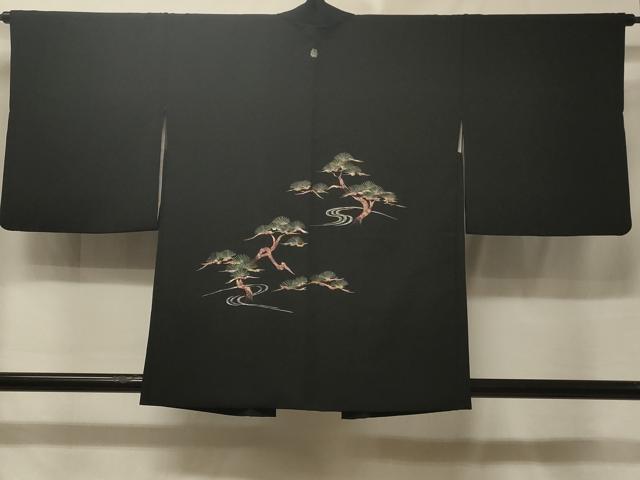 平和屋着物＃羽織　総刺繍　流水枝松文　黒地　正絹　逸品　CABE5493in