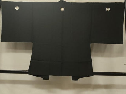 平和屋着物＃男性　羽織　黒紋付き　正絹　逸品　CABE5496in