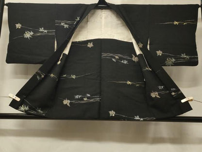 平和屋着物＃羽織　樹林文　枝花文　黒地　金銀糸　正絹　逸品　CABE5504in