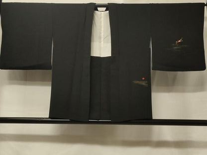 平和屋着物＃羽織　駒刺繍　花籠文　黒地　金銀彩　正絹　逸品　CABE5507in