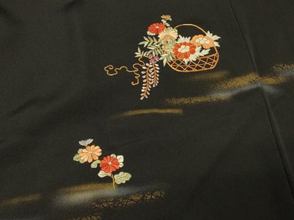 平和屋着物＃羽織　駒刺繍　花籠文　黒地　金銀彩　正絹　逸品　CABE5507in