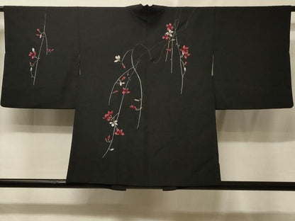 平和屋着物＃羽織　総刺繍　枝垂れ花文　黒地　正絹　逸品　CABE5514in