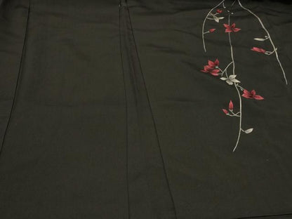 平和屋着物＃羽織　総刺繍　枝垂れ花文　黒地　正絹　逸品　CABE5514in
