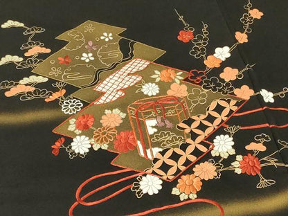 平和屋着物＃羽織　刺繍　松皮菱貝桶花文　黒地　金彩　正絹　逸品　未使用　CABE5573in