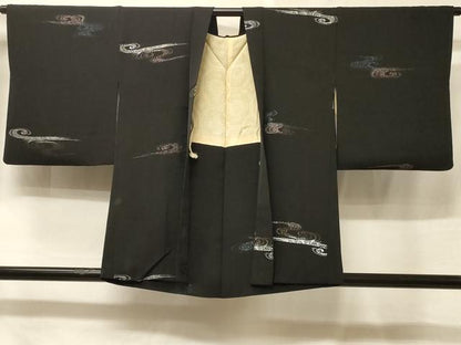 平和屋着物＃羽織　寿光織　流水花文　黒地　銀糸　正絹　逸品　CABE5591in