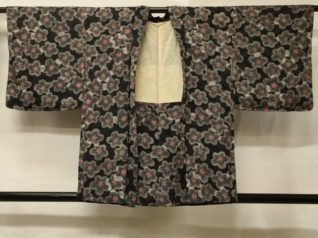 平和屋着物＃羽織　花づくし　黒地　正絹　逸品　未使用　CABE5592in