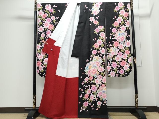 平和屋着物●豪華振袖　駒刺繍　花束文　黒地　銀通し地　正絹　逸品　CABE6621th