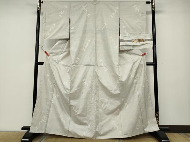 平和屋着物○本場大島紬 白大島 9マルキ 飛鶴文 株式会社つむぎ