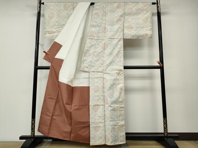 平和屋着物●本場大島紬　白大島　菱吉祥花文　正絹　逸品　CABE6833ut