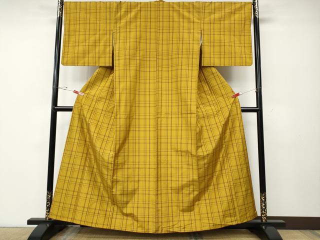平和屋着物●本場黄八丈　平織　紬　格子柄　やまと誂製　正絹　逸品　CABE6834ut 平和屋着物○本場黄八丈 平織 紬 格子柄 やまと誂製 正絹 逸品