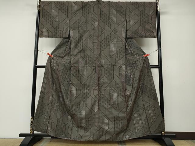 平和屋着物●本場大島紬　7マルキ　麻の葉七宝文　正絹　逸品　CABE6842ut
