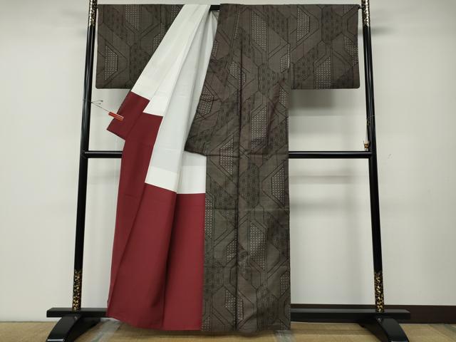 平和屋着物●本場大島紬　7マルキ　麻の葉七宝文　正絹　逸品　CABE6842ut