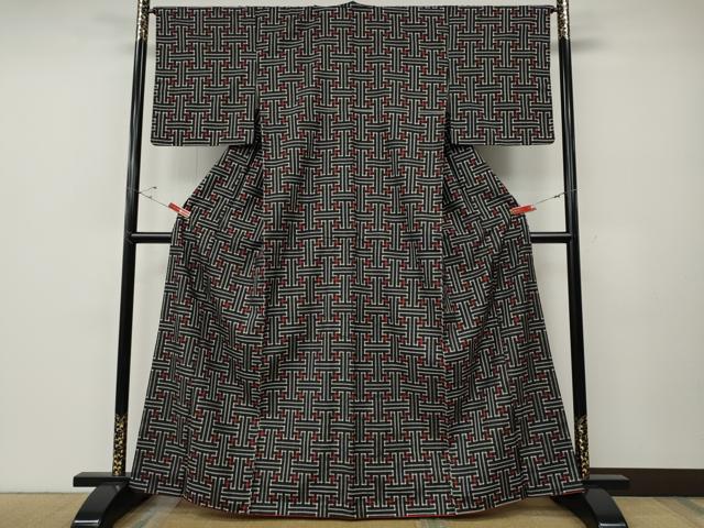 平和屋着物●本場大島紬　龍郷絣　秋名バラ　正絹　逸品　CABE6868ut