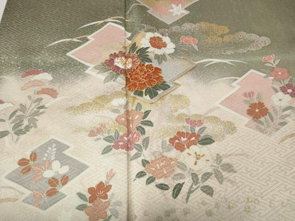 平和屋着物●訪問着　駒刺繍　松皮菱草花文　暈し染め　金銀彩　正絹　逸品　CABE6903ut