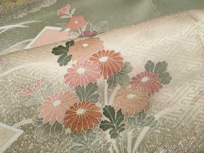 平和屋着物●訪問着　駒刺繍　松皮菱草花文　暈し染め　金銀彩　正絹　逸品　CABE6903ut