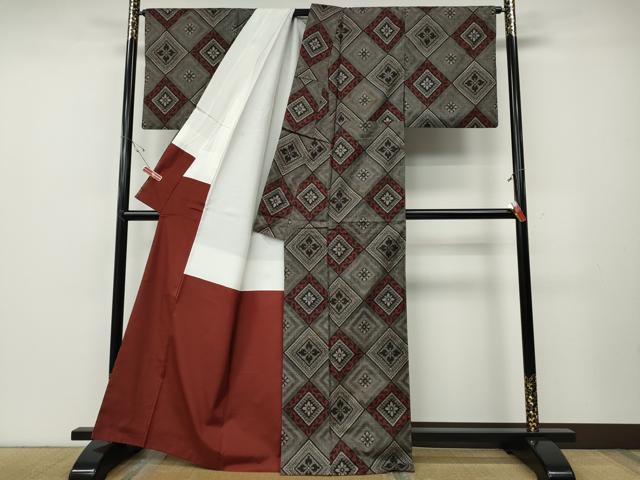 平和屋着物●本場大島紬　龍郷絣　菱花文　正絹　逸品　CABE6911ut